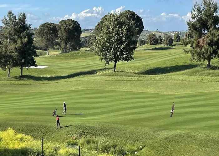 Near Marco Simone Golf Rome, Cleaning Included * Rom